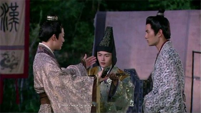 张承业不仅对大唐王朝忠心耿耿,治家也是极为严厉,有一个侄子杀死贩