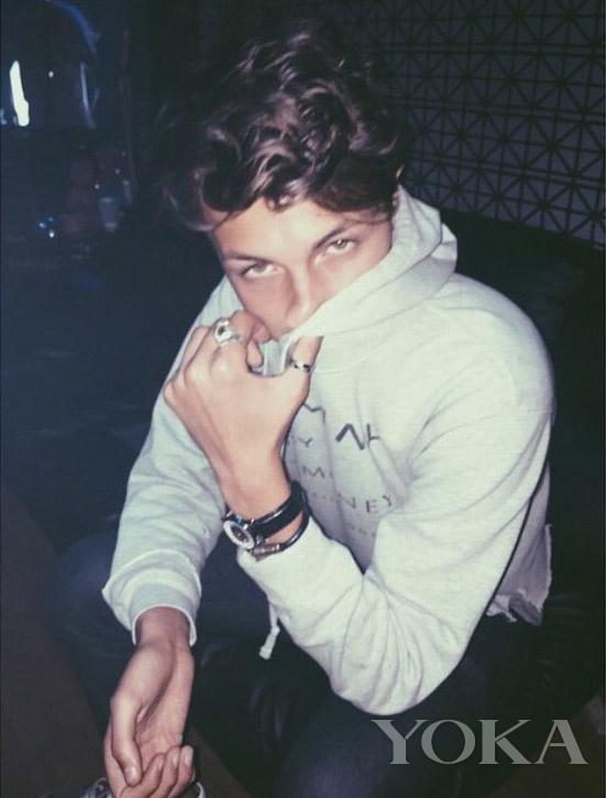 anwar hadid