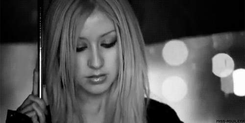 嫂子买菜找我借200,看到她还的钱,我突然吓住了