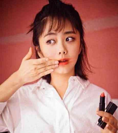 女神卸妆后的样子谭松韵沈月卸了比不卸还好看鞠婧祎让人服气