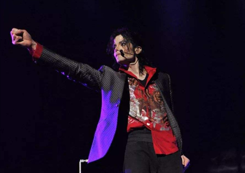 娱乐圈中的四位超级巨星,你最认可谁!