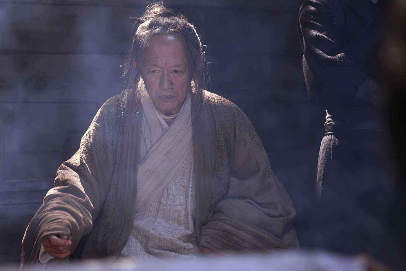 李自成兵临城下时,为何崇祯后悔杀魏忠贤?原因其实很