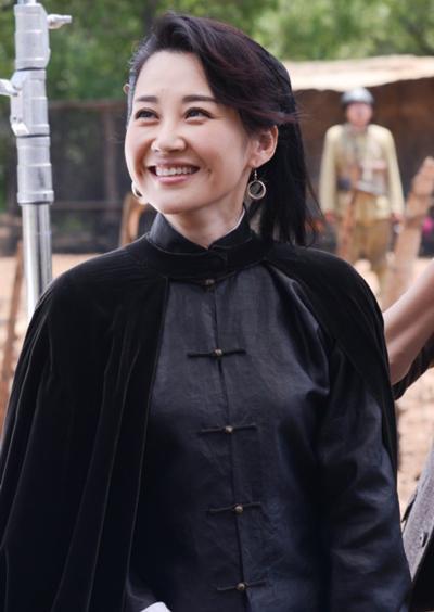 如今50岁的许晴,日常生活照还这么美,网友保持"赤子之心"