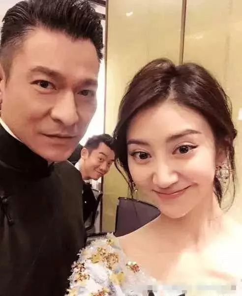 刘涛十年前与孙俪意外同框 不忍直视最惨的还