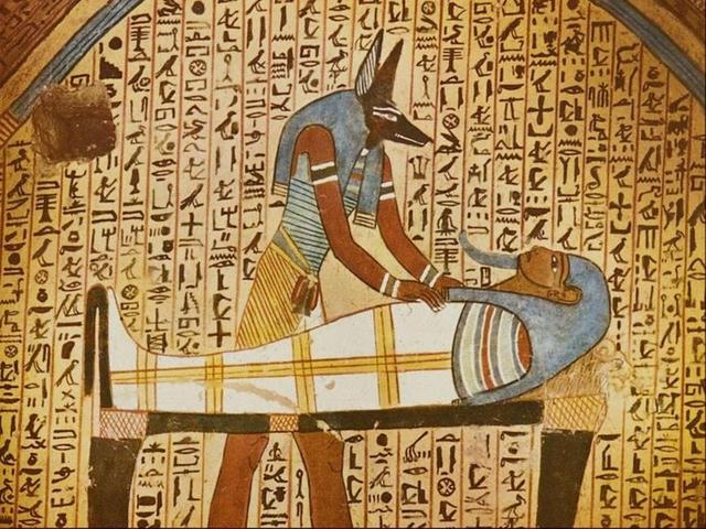 古埃及人想象的灵魂有两个形象,一叫做"卡",是举着双臂的人形象,另外