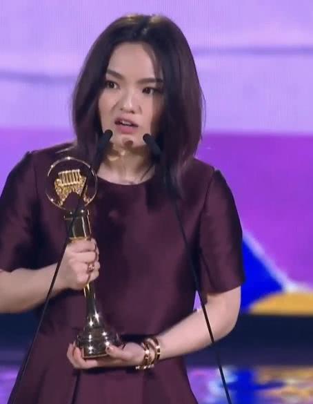 金曲奖成歌王实至名归,徐佳莹凭表情包被封为年度最佳