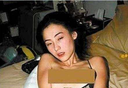 因为当年这件事被闹得沸沸扬扬,很多大牌明星都卷了其中,主角陈冠希更