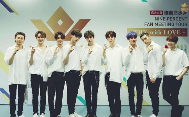 蔡徐坤真实身高182cm,身高大曝光!