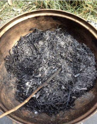 1,草木灰   最早使用的洗涤剂是草木灰