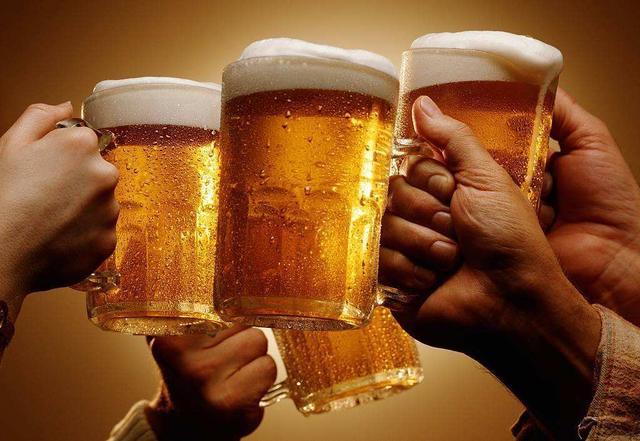 喝啤酒前 吃点开胃菜减少肾脏病发生!