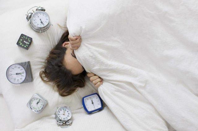 经常睡回笼觉,对身体健康有好处还是有坏处?