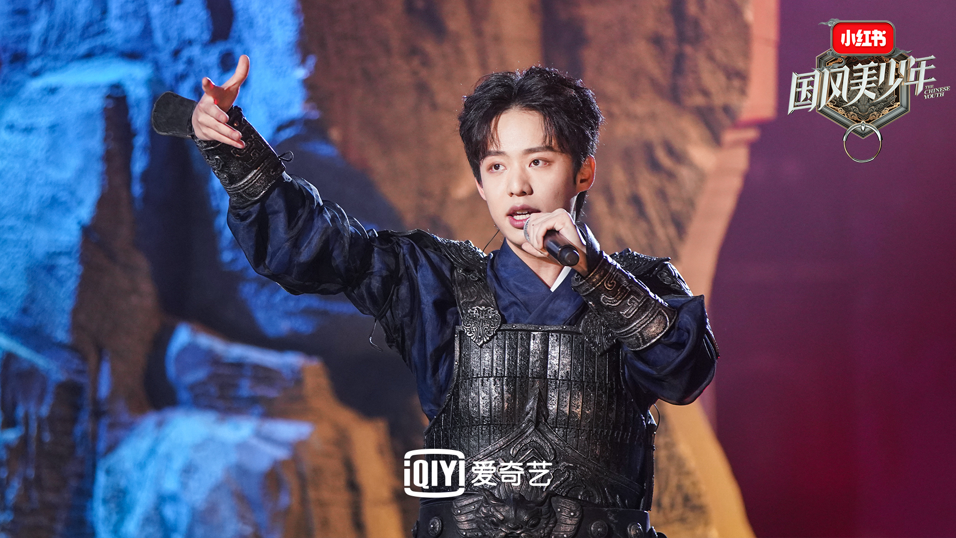 《国风美少年》迎青铜淘汰赛 暖心鞠婧祎求霍尊"嘴下留情"