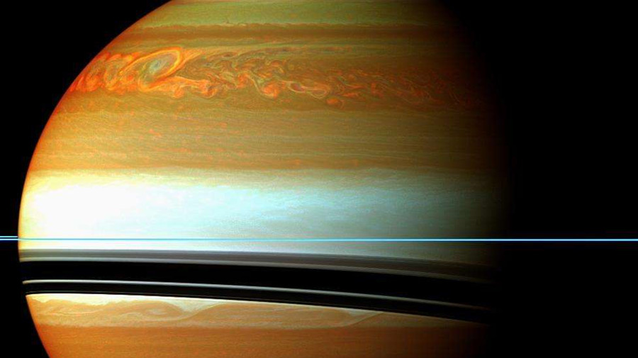土星表面有着强大的电磁波,科学家收录之后感到毛骨悚然