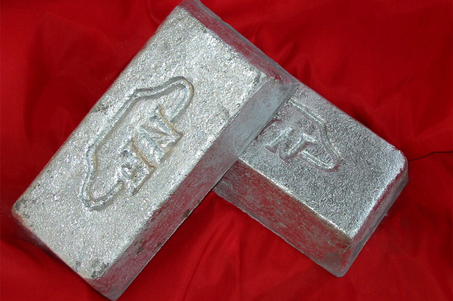 如今科技进步,提取技术成熟,锎的价格降了不