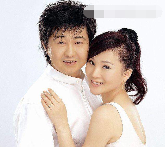 53岁付笛生近照与韦唯同居4年妻子苍老似大妈儿子成总裁
