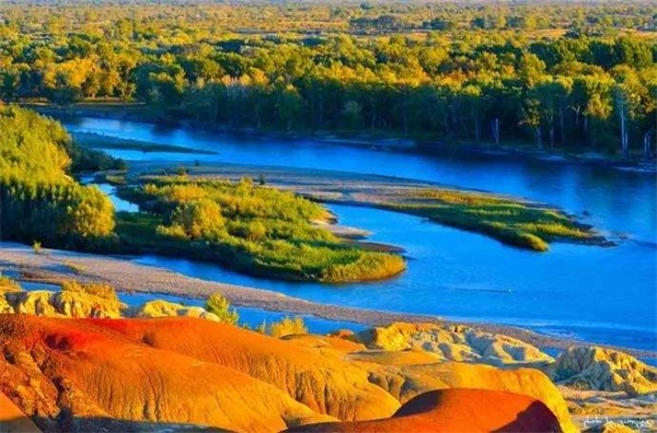 额尔齐斯河发源于图片