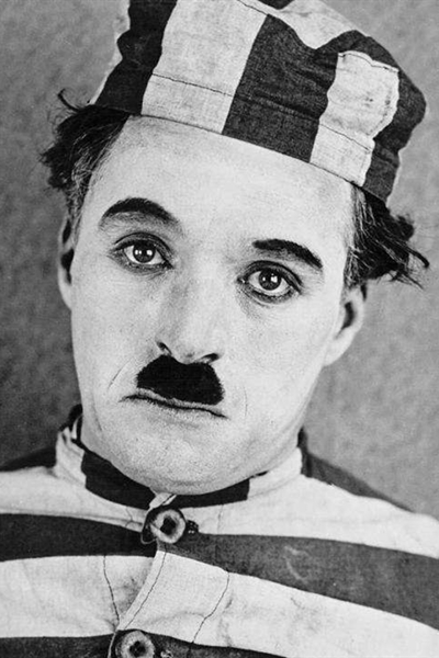 你有了解过卸下经典装扮后的卓别林吗?