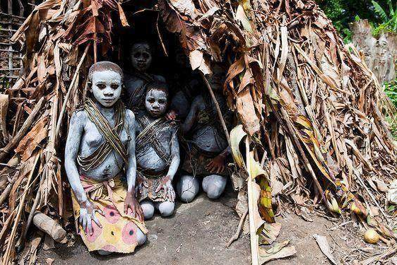 世界上最罕见的部落图片