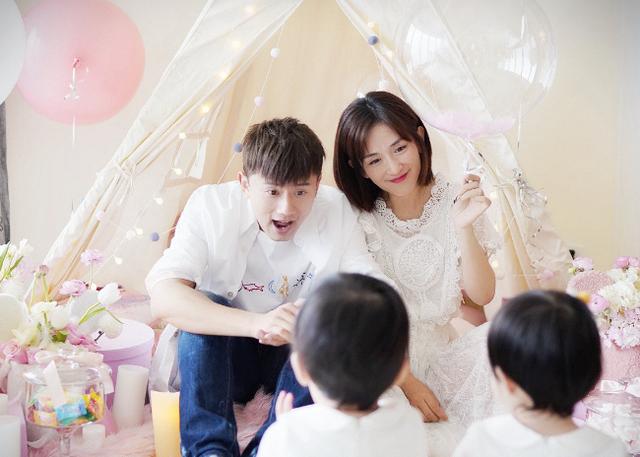 谢娜快本尝试白浅造型,青衣飘飘小腹圆润,小动作再次被疑怀二胎