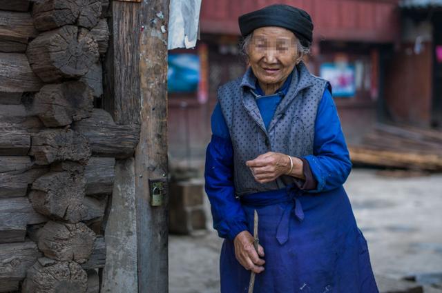 古代叫花子婆婆图片图片