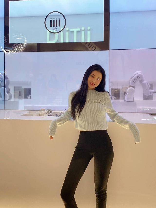 33岁网红小冉整容去世,外貌焦虑有多可怕?