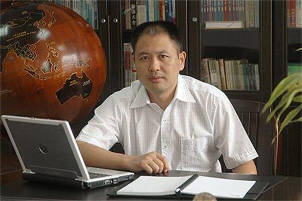 2018年,吴俊保家族在胡润富豪榜上的身价是27亿元,与董明珠的实力相当