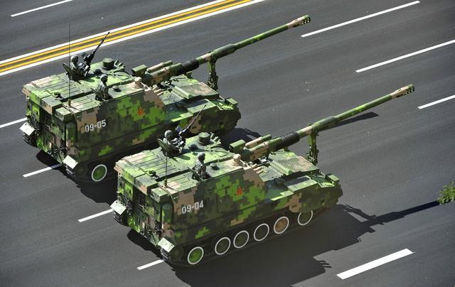 中国陆军新的"战神之锤",05式自行榴弹炮到底有多牛?