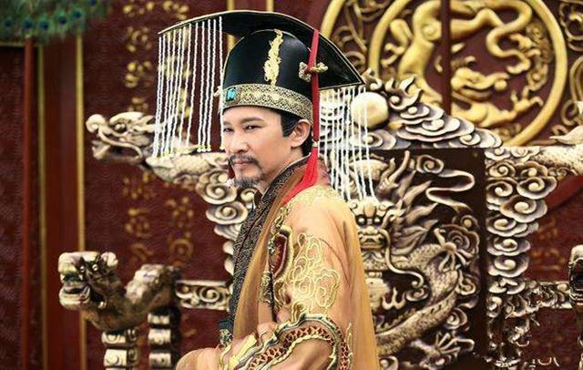 当了28年皇储,既怕太监也怕老婆